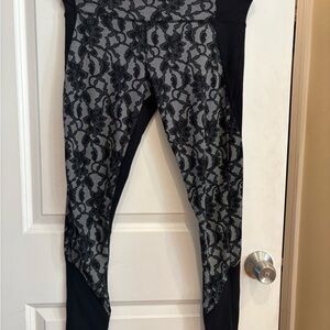 Cynthia Rowley Black Lace-Overlay Leggings